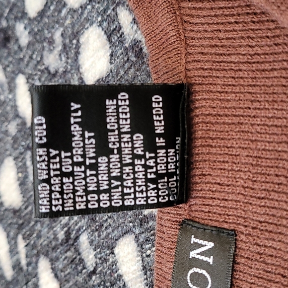 SALE!! Sweater by " I B Diffusion" NWOT! - Picture 7 of 10